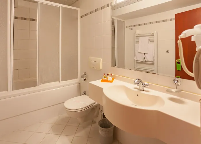 布伊泽尔特莫酒店 酒店 伯萨